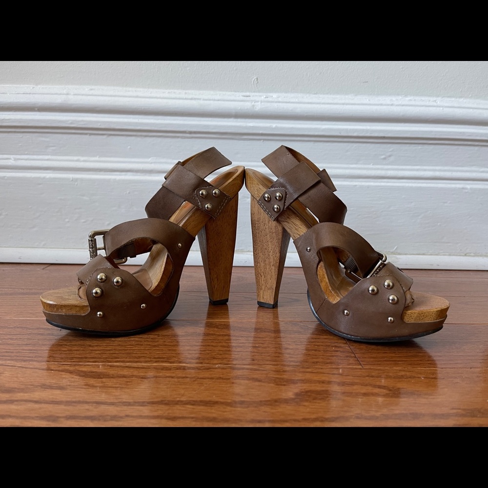 Michael Kors sandals size 5